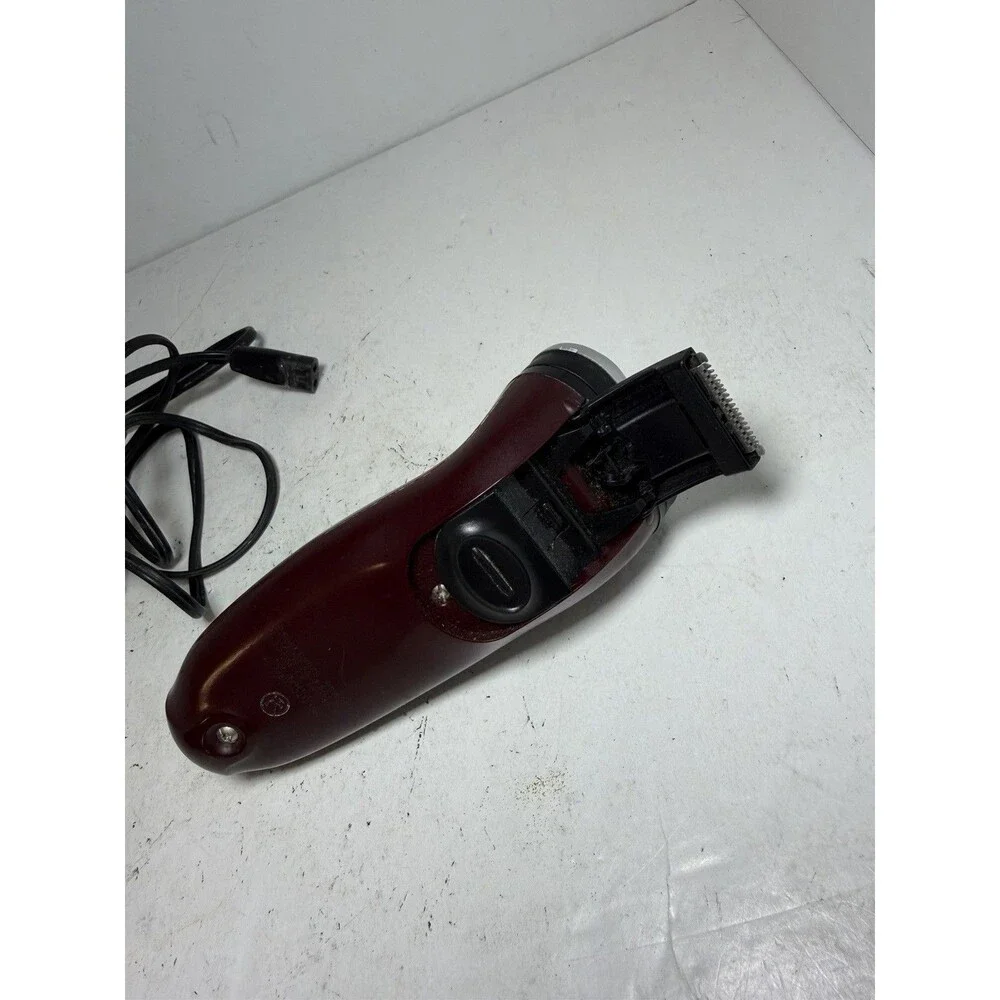 Norelco 5821 XL Men's Portable 3 Rotary Head Electric Razer Shaver